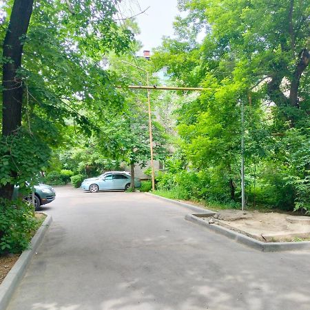 Квартира Рядом Арбата, Гоголя 92 Almaty Exterior photo