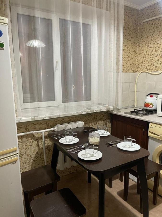 Квартира Рядом Арбата, Гоголя 92 Almaty Exterior photo